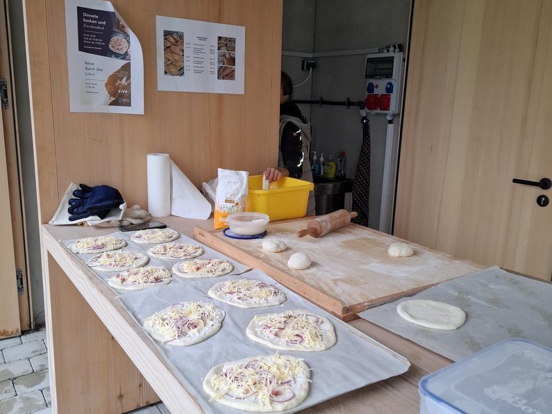 Backen am Backhäusle